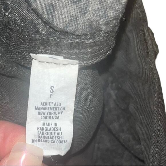 Aerie Womens Black Elastic Band Cut Off Shorts Size Small - Picture 5 of 6